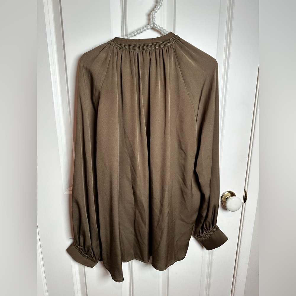 Vince olive green  Button-Up Blouse - Picture 5 of 8